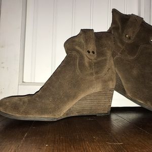 Relaxed Ankle Cowboy booties